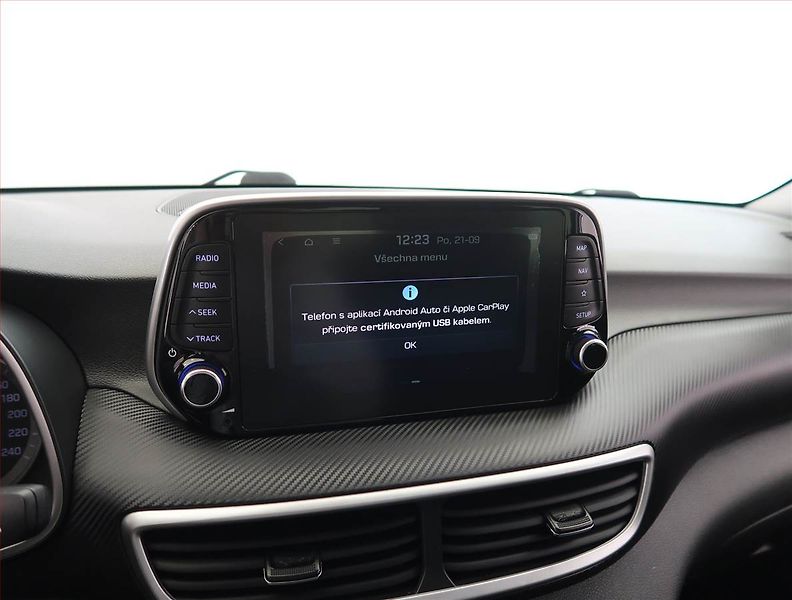 Hyundai Tucson (2019) 1.6 T-GDI, Serv.kniha, Navi - fotka 16 z 21