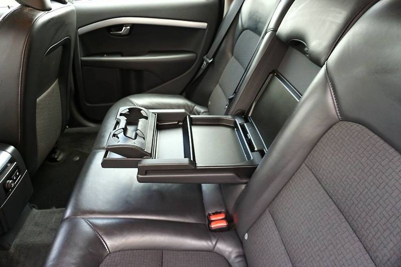 Volvo V70 (2016) MOMENTUM 2,0 D4 133 kW - fotka 29 z 64