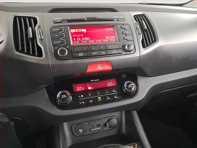 Kia Sportage (2010) 2.0 CRDi, 4X4, Tempomat - fotka 12 z 19