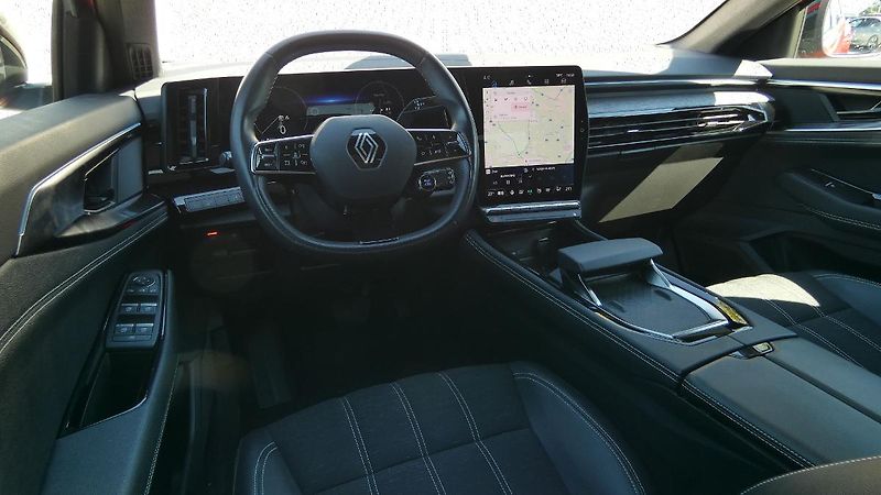Renault Austral 1.3 MHEV 160 Techno - fotka 5 z 24