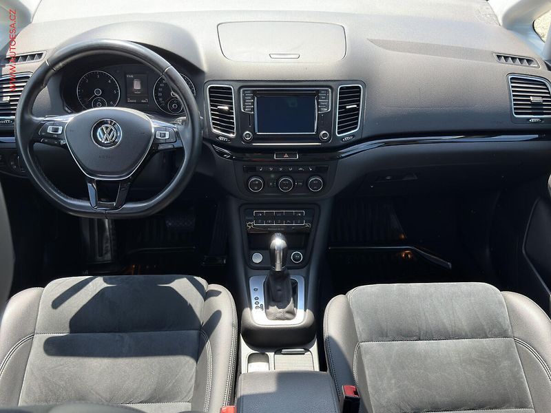 Volkswagen Sharan (2015) 2.0 TDi, DSG, bixen, kamera - fotka 8 z 22