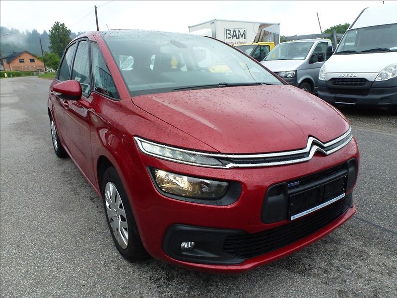 Citroën C4 Picasso 1,2 PureTech 110 MAN  SpaceTou - fotka 5 z 51