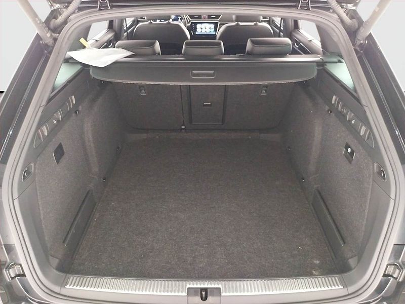 Škoda Superb (2023) Laurin&Klement 2.0 TDI - fotka 14 z 22