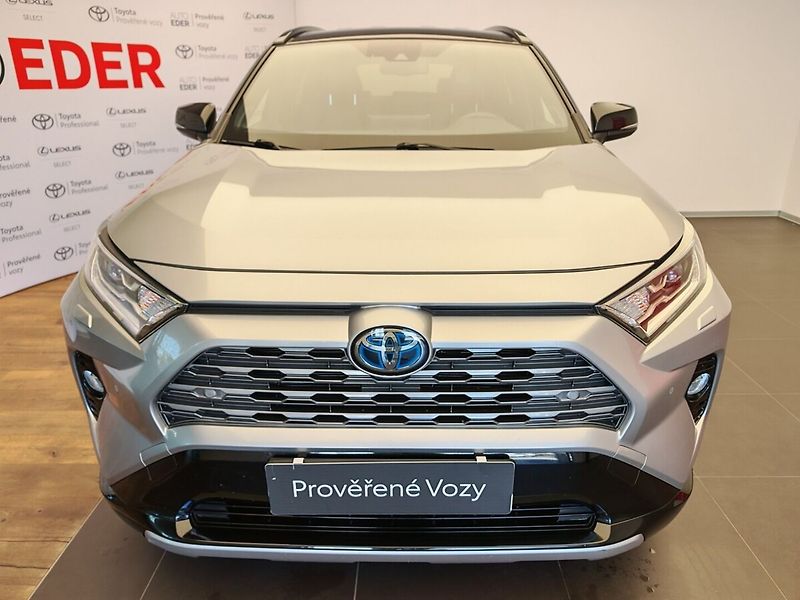 Toyota RAV4 2.5 Hybrid Selection 4WD - fotka 2 z 38
