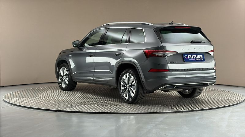 Škoda Kodiaq 2.0 TDI DSG 4x4 L&K - fotka 2 z 36