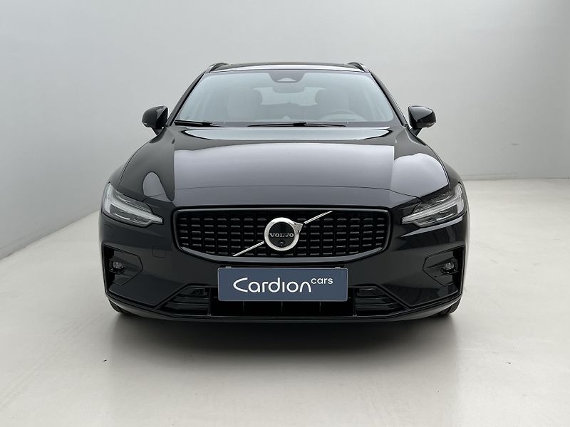 Volvo V60 (2026) B4 PLUS DARK AUT - fotka 14 z 47