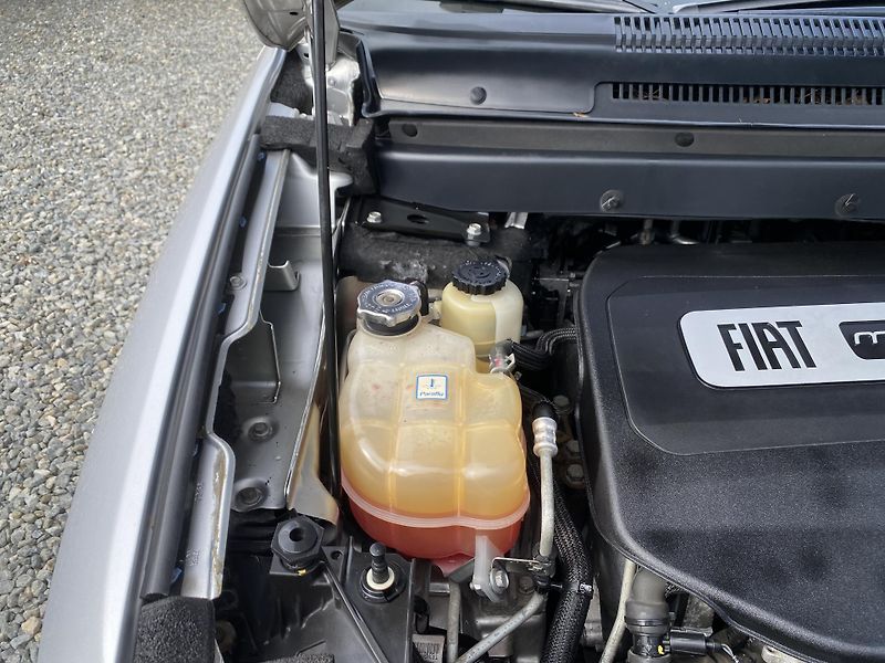 Fiat Freemont 2.0MJET 140PS 7MÍST KŮŽE MAN!! - fotka 86 z 166
