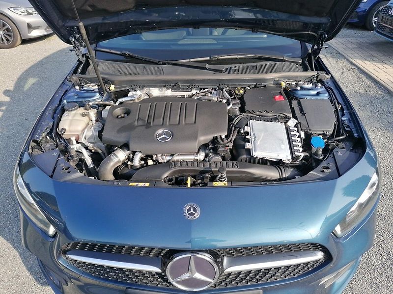 Mercedes-Benz Třídy A (2020) 2.0 200D AMG Line 110kW 9G - fotka 45 z 46