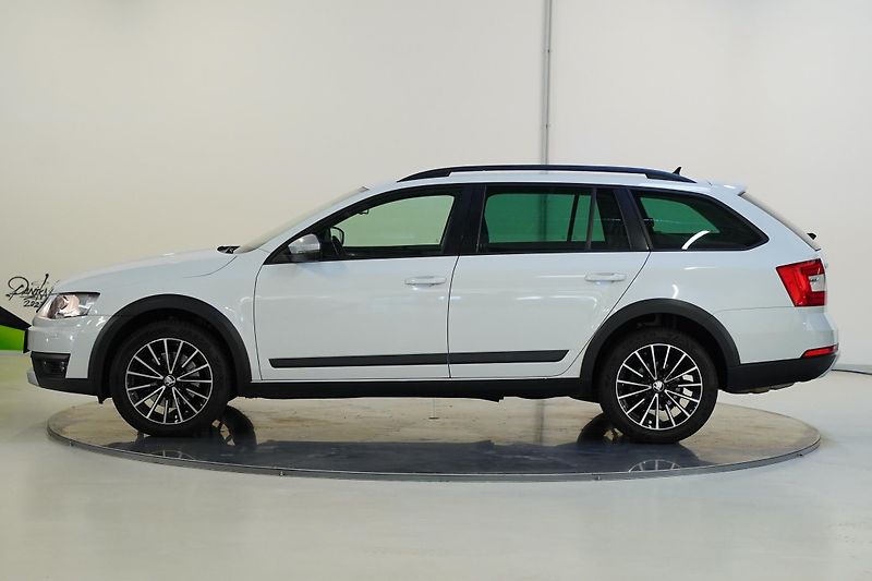Škoda Octavia - fotka 3 z 28
