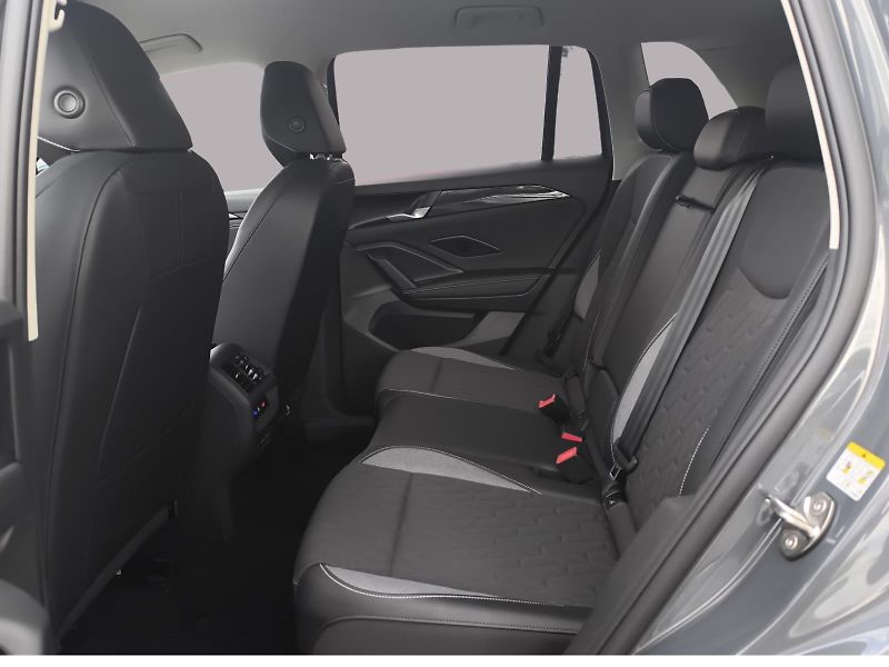 Volkswagen Tiguan 2.0TDI 7DSG  PEOPLE - fotka 24 z 26
