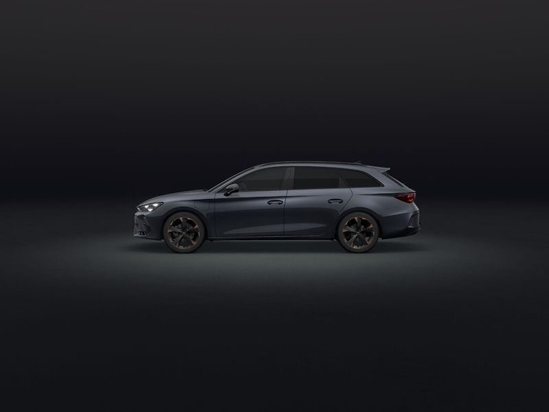 Cupra Leon 1.5TSI e-HYBRID 150kW DSG - fotka 2 z 6