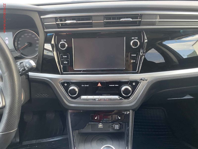 SsangYong Korando (2021) 1.5T-GDi, ČR, AC, TZ - fotka 12 z 18
