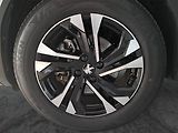 Peugeot 2008 (2023) Allure 50 kWh - náhled 15