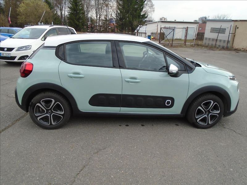 Citroën C3 1,2 - fotka 7 z 25