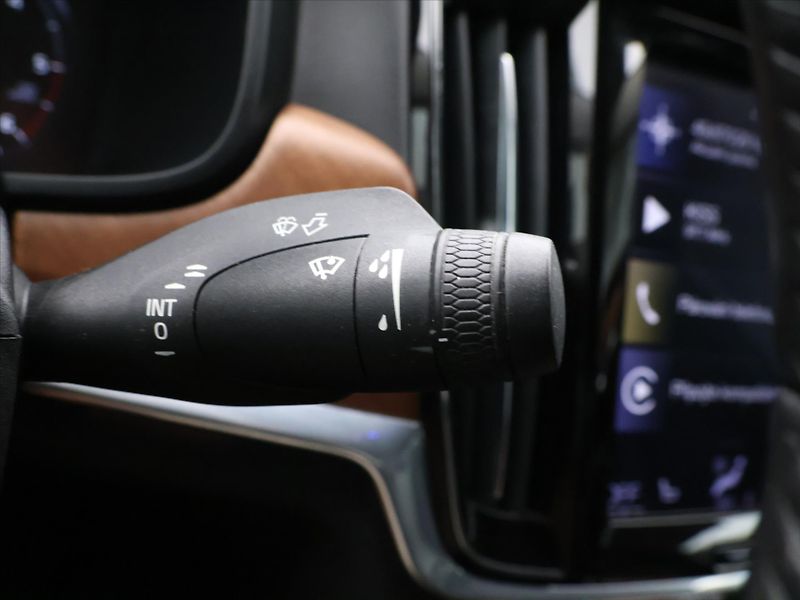 Volvo S90 2.0 D4 140kW CZ Inscription - fotka 18 z 29