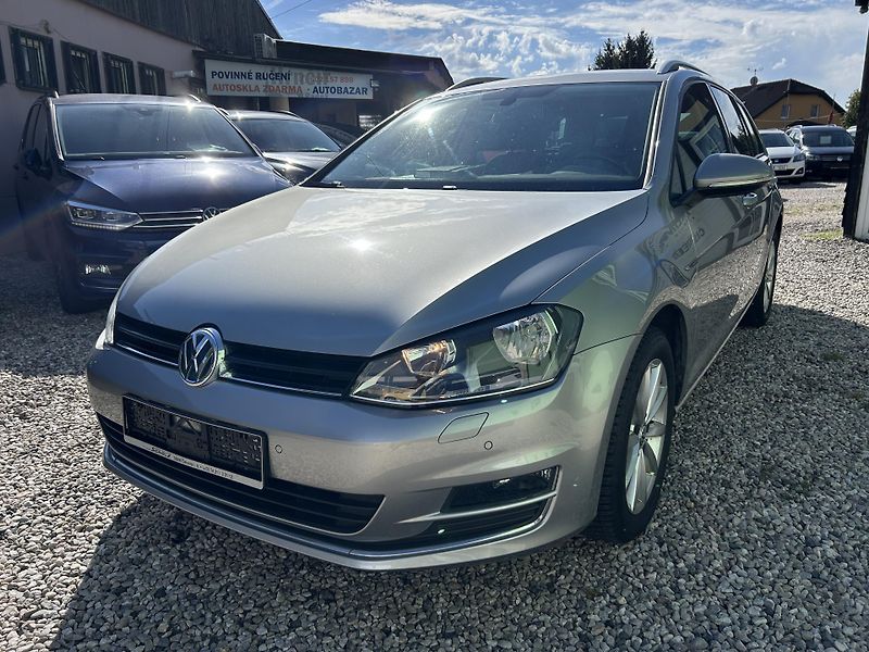 Volkswagen Golf (2016) 1.6 TDi 81 KW servisní kniha - fotka 2 z 41