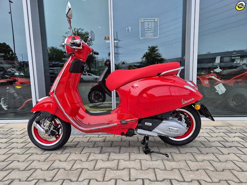 Vespa Primavera 125 3V ABS (2026) Primavera 125 RED - fotka 7 z 22