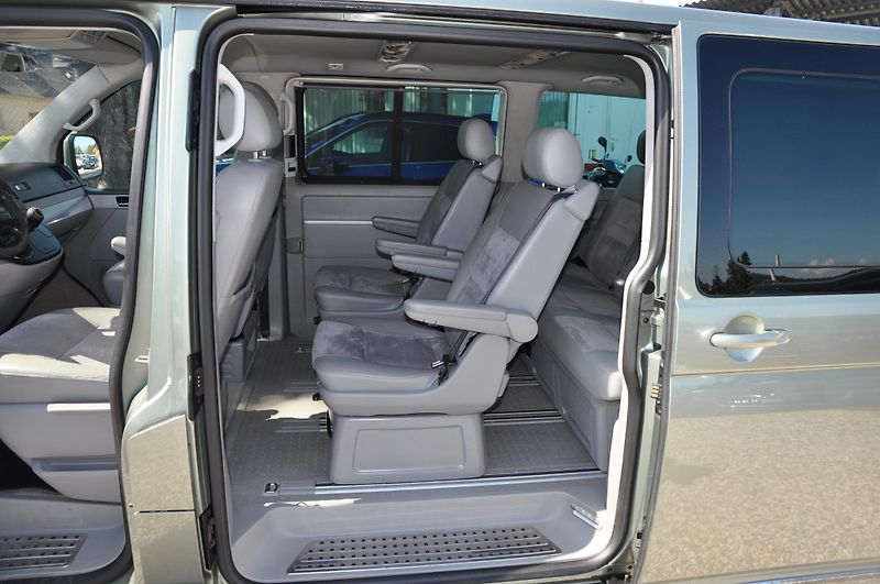 Volkswagen Multivan 2.5TDi 128kW 4x4 - fotka 7 z 14
