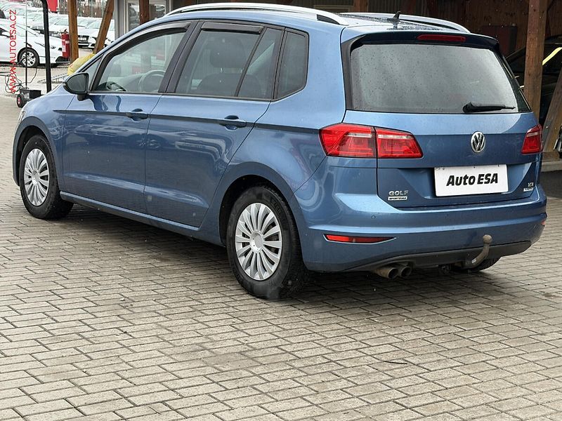 Volkswagen Golf Sportsvan (2016) 1.4TSi, 2.maj,ČR, AC, TZ - fotka 4 z 20
