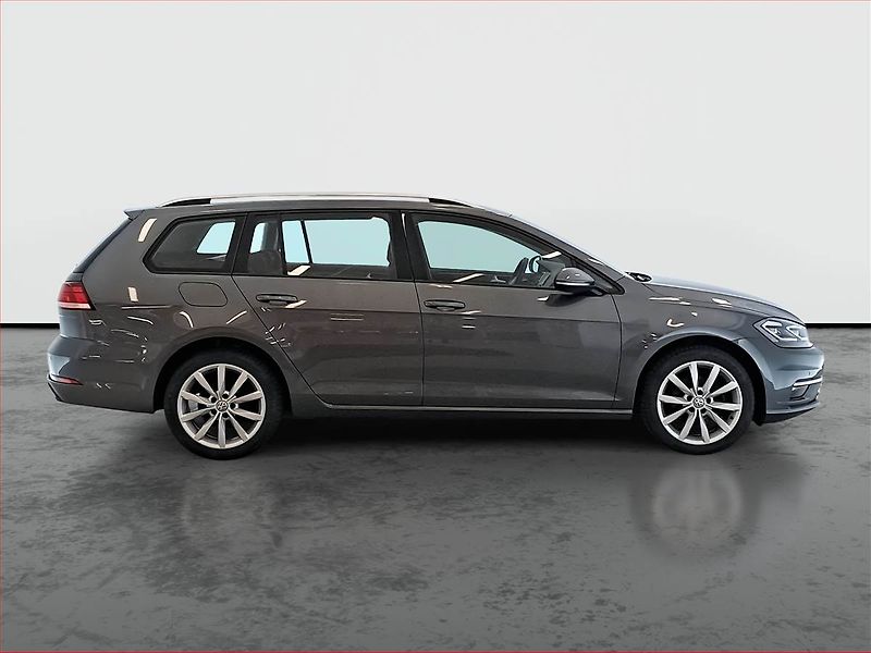 Volkswagen Golf (2017) 1.0 TSI, Tempomat - fotka 6 z 16