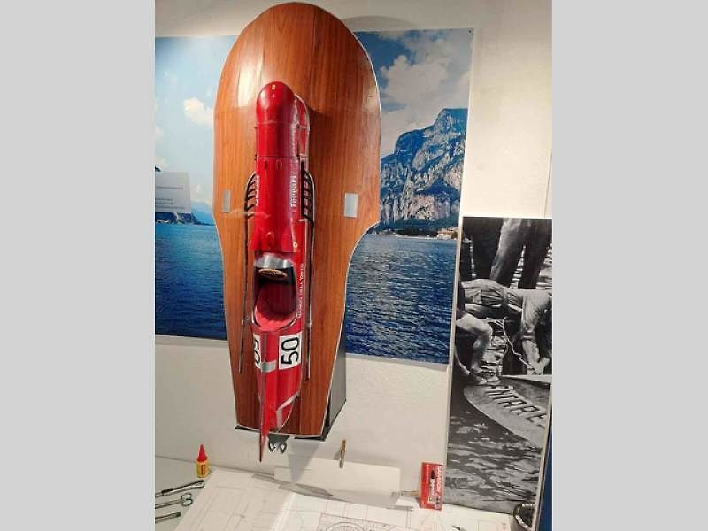 Unikátní modely závodních vozů Ferrari jsou k vidění na výstavě Legenda z Maranella v Technickém muzeu v Brně.