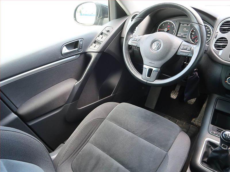 Volkswagen Tiguan (2014) 2.0 TDI, 4X4, Navi, Tempomat - fotka 7 z 17
