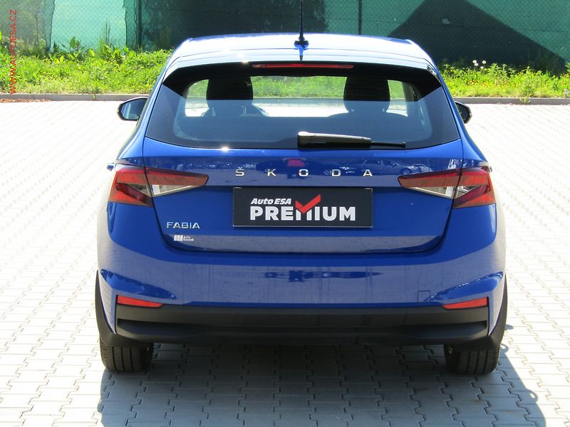 Škoda Fabia (2023) 1.0TSi, ČR, servis.kniha, AC - fotka 5 z 18