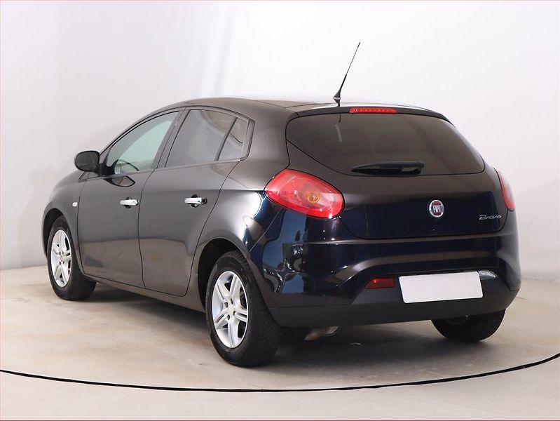 Fiat Bravo (2012) 1.4 16V, po STK, jezdí výborně - fotka 4 z 15