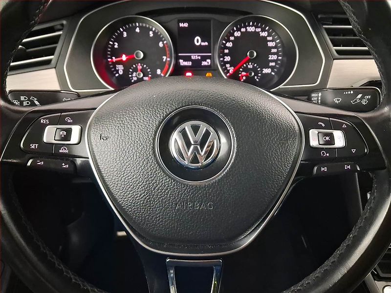 Volkswagen Arteon (2018) 1.5 TSI, Tempomat - fotka 15 z 21