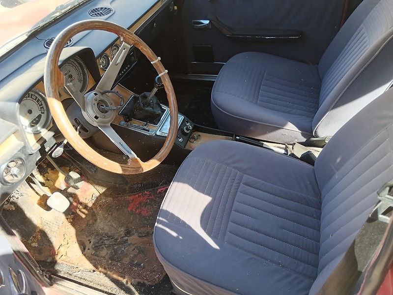 Alfa Romeo Ostatní (1973) Berlina 2000 - fotka 6 z 16