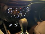 Jeep Renegade (2022) 1.3 T4 REZERVOVÁNO - náhled 31