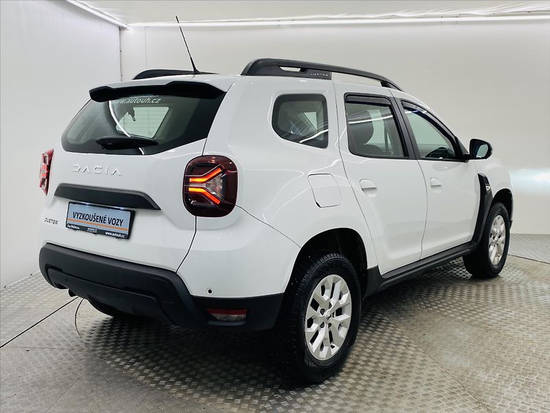 Dacia Duster 1,0 TCe 67kW - fotka 2 z 25