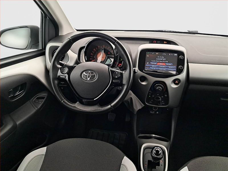 Toyota Aygo (2018) 1.0 VVT-i, Automat, Serv.kniha - fotka 7 z 23