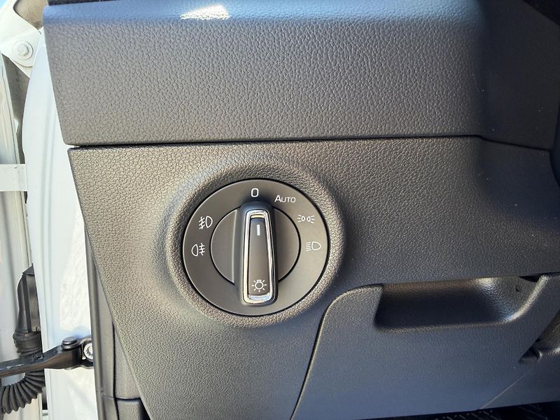 Škoda Karoq 1,5 TSi/110kW DSG - STYLE,TZ,. - fotka 19 z 88