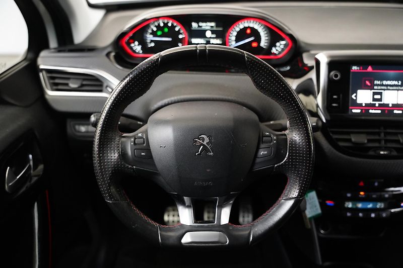 Peugeot 2008 - fotka 16 z 23