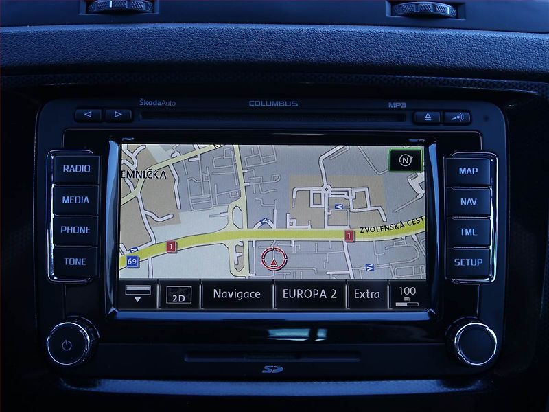 Škoda Octavia (2013) RS 2.0 TSI, Automat, Navi - fotka 18 z 19