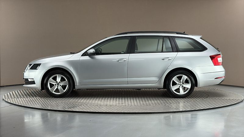 Škoda Octavia 1.5 TSI G-Tec DSG Ambition Com - fotka 4 z 23