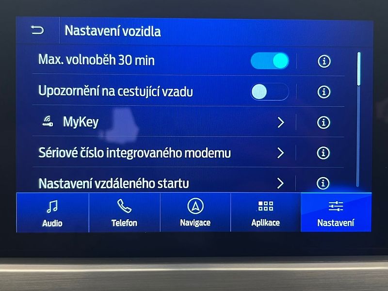 Ford Kuga 2.5 HEV 4X4 REZERVOVÁNO - fotka 57 z 70