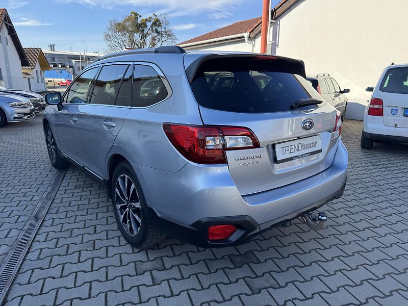 Subaru Outback 2.5i BOXER 4X4 SPORT - fotka 4 z 31