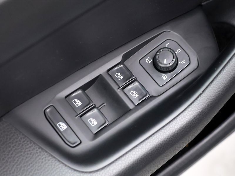 Volkswagen Arteon 2,0 TDI 176kW 4x4 R-Line CZ - fotka 15 z 33