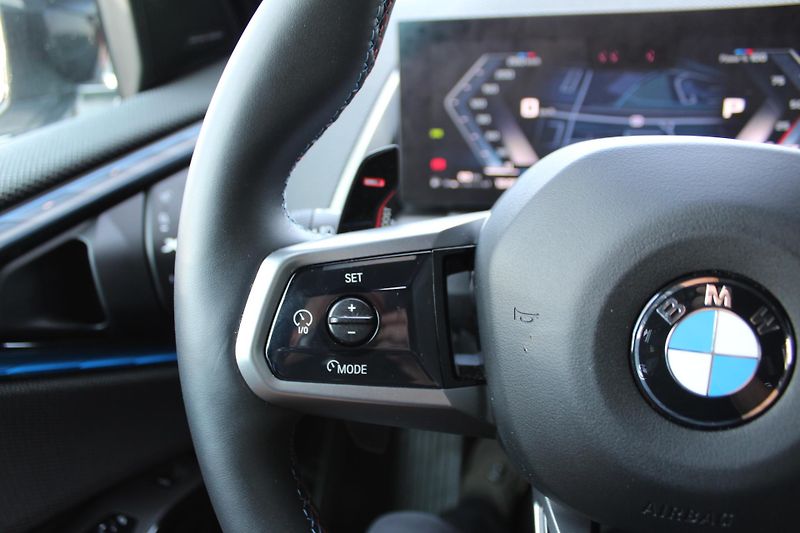 BMW X3 M50 xDrive - fotka 13 z 23
