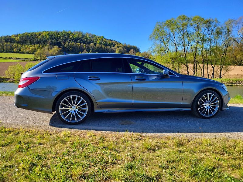 Mercedes-Benz CLS (2016) X218, Designo, AMG paket, 350D - fotka 9 z 29