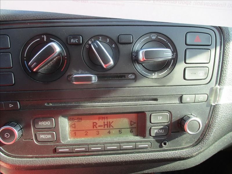 Škoda Citigo 1,0 i, 81 119km,servis,1.maj, - fotka 15 z 28