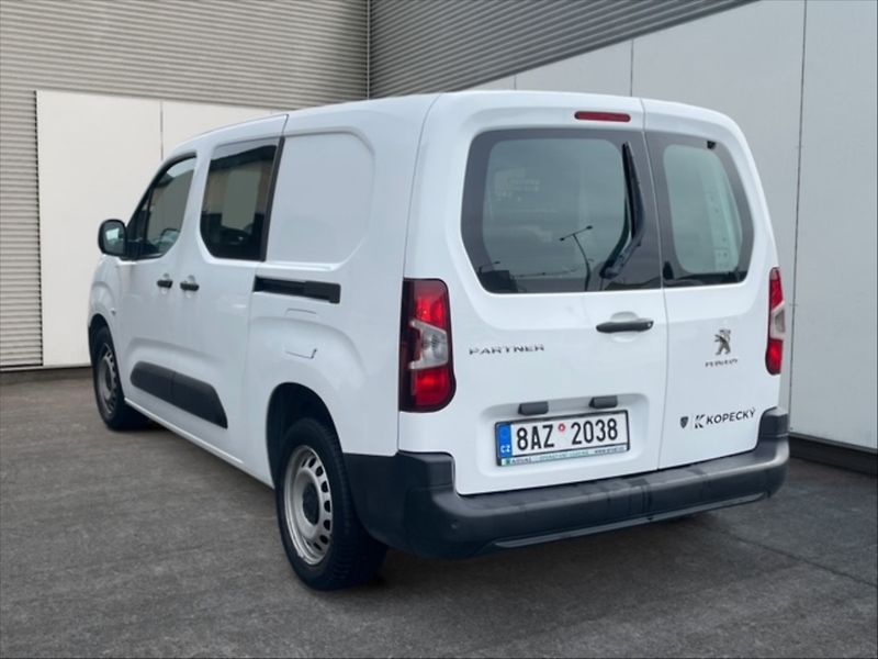 Peugeot Partner 1,5 BHDI L2 polocombi - fotka 4 z 11