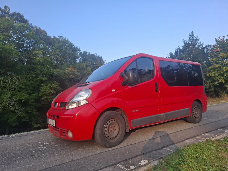 Renault Trafic (2006) Generation 2,5 dci,1 maj. CZ - fotka 1 z 14