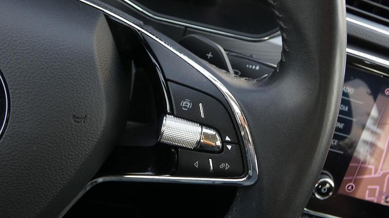 Škoda Superb 2,0 TDI 147kw DSG Style - fotka 13 z 16