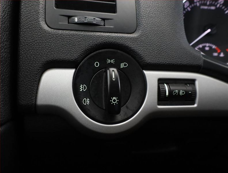 Škoda Octavia (2012) 2.0 TDI, 4X4, Serv.kniha - fotka 13 z 17
