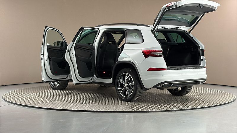 Škoda Kodiaq 2.0 TDI DSG 4x4 Sportline - fotka 7 z 29
