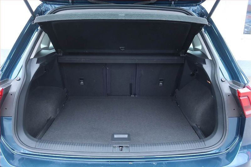 Volkswagen Tiguan (2021) 2.0 TDI - fotka 14 z 24