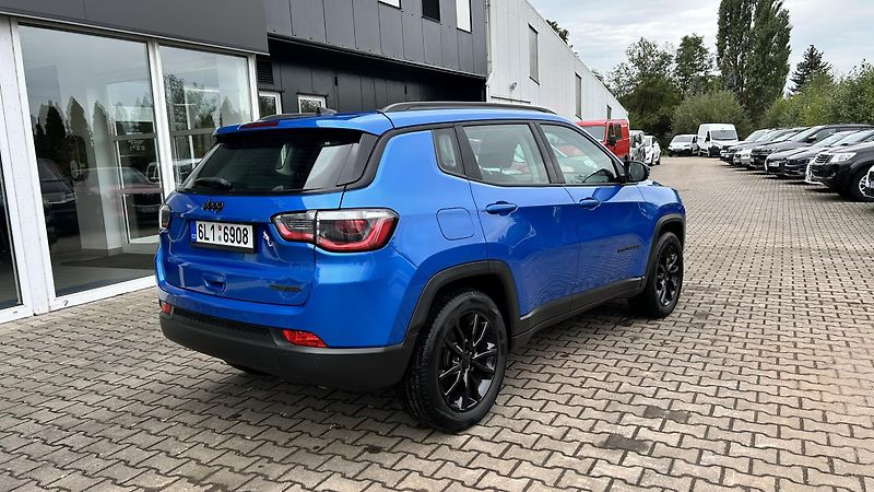 Jeep Compass 1.3T 130k Night Eagle  - fotka 4 z 16